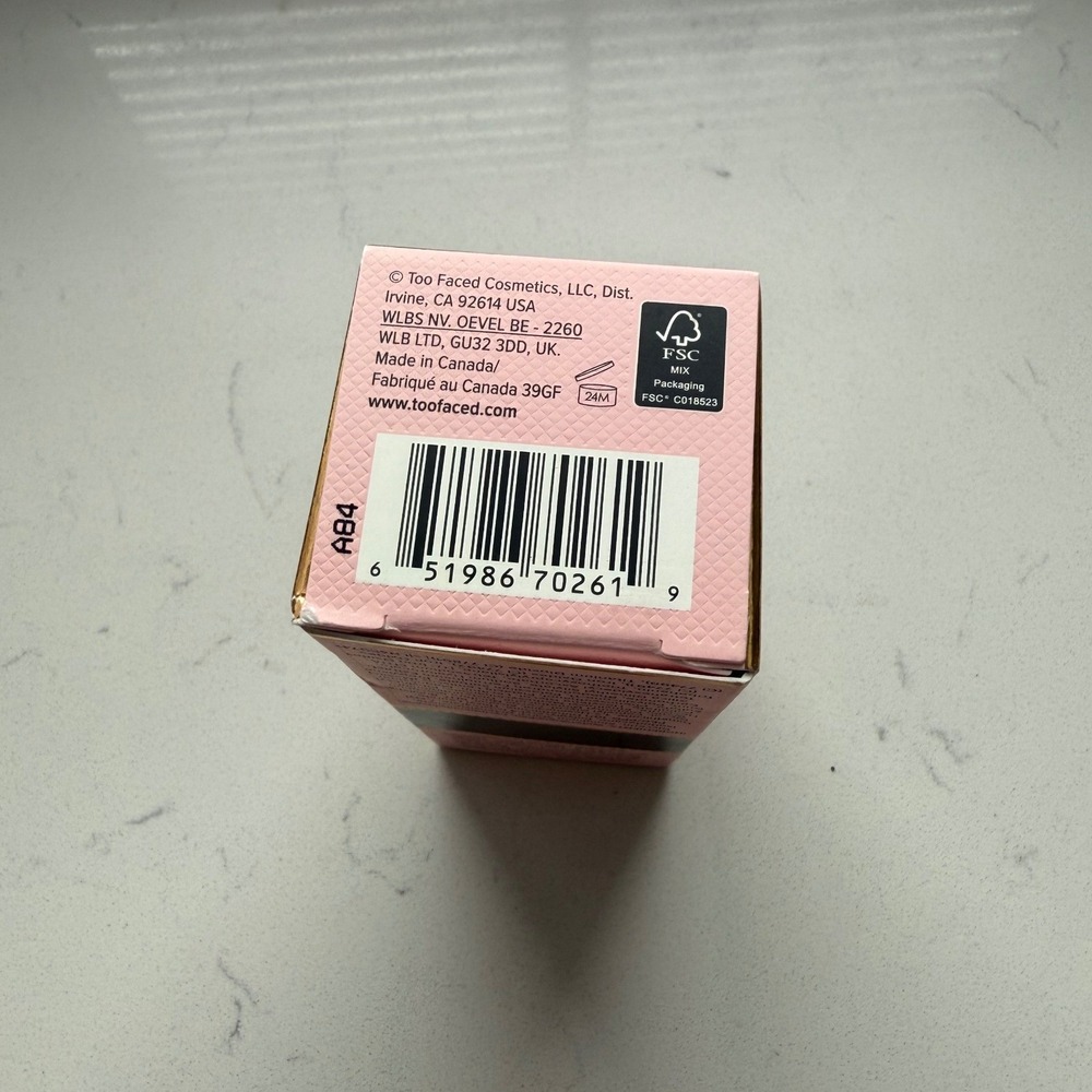 Too Faced Born This Way Undetectable Medium-To-Full Coverage Foundation 1oz/30ml - Picture 13 of 14